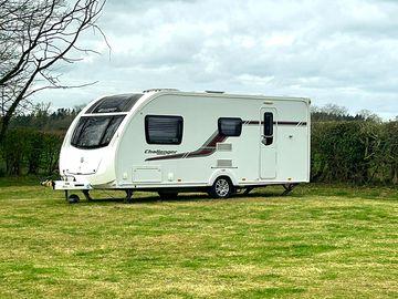 Caravan on Park