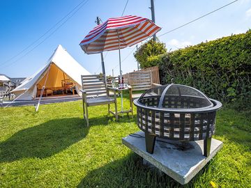 Yr wyddfa bell tent
