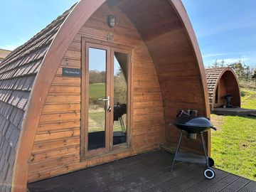 Hare Pod