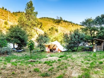 Rental tent