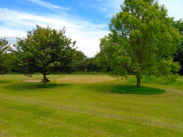 Nine-hole golf course on site (added by manager 02 Jul 2021)