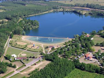 Lac Cormoranche from above