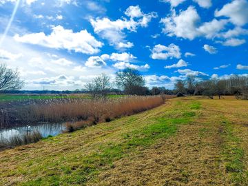 Big skies over the campsite (added by manager 15 Mar 2023)