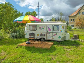 Retro-style caravan Eriba Troll