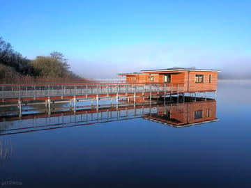 Lodges on stilts (added by manager 26 Apr 2021)