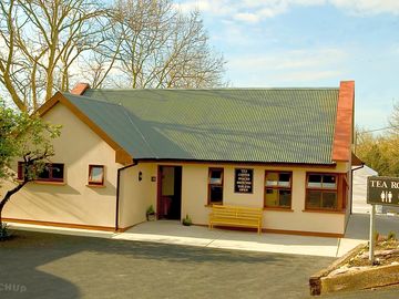 The Tea room with toilets and showers at Cronins Yard