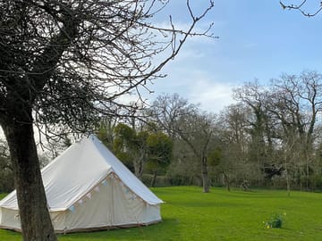 Bell tent (added by manager 04 May 2021)