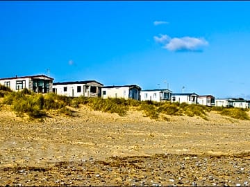Elm Beach from the beach (added by manager 16 May 2012)