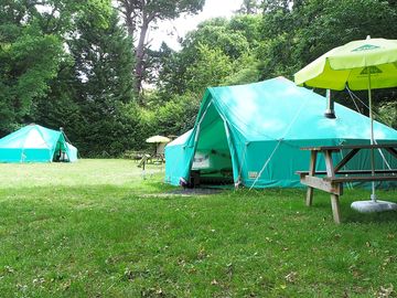 Bell tent (added by lucyduszczak 17 Apr 2019)