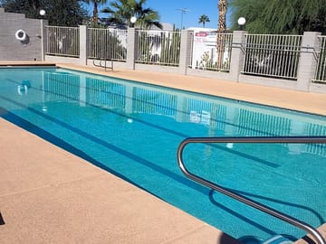 Lovely pool to swim laps or just relax (added by manager 25 Oct 2016)