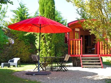 Caravan and private garden