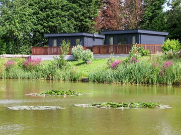 Lakeside lodges (added by manager 29 Nov 2023)