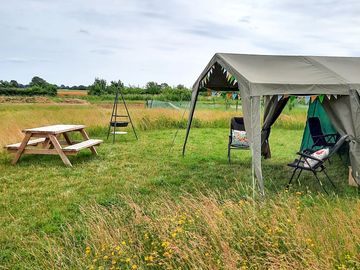 Picnic table next to the tent (added by manager 17 Aug 2023)