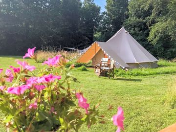 Bell tent (added by manager 10 Oct 2022)