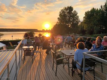 Sundowner time at the bar