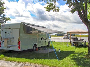 Grass tourer pitches