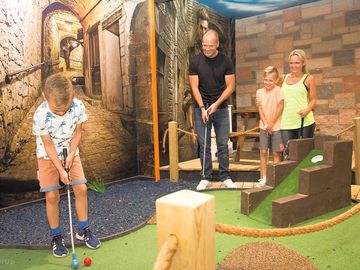 Buccaneers indoor mini golf