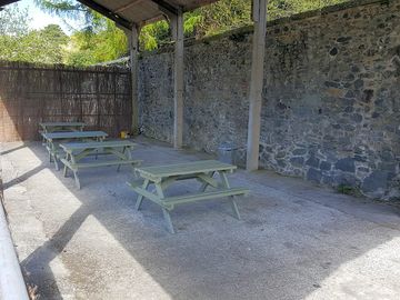 Picnic barn