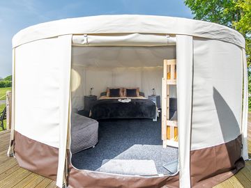 Deluxe yurt