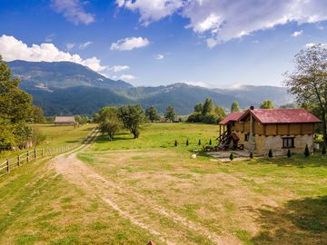 Pitches with spectacular mountain views