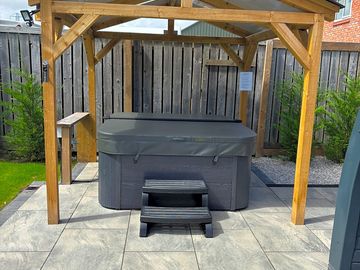 Hot tub