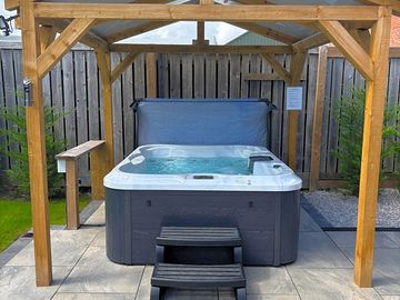 Hot tub