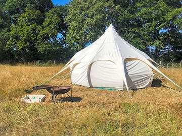 Daisy bell tent