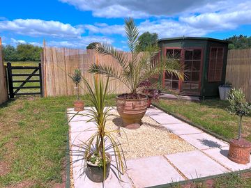 Shower garden
