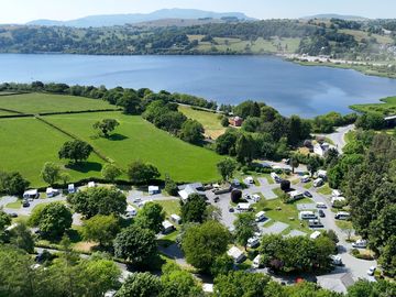 Llyn Tegid & Gwersyll Pen Y Bont