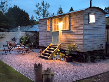 The hut at night