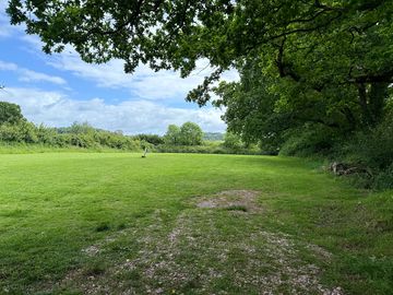 Non electric grass tent pitches
