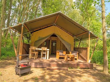 5 person safari tent front entrance