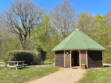 Exterior Isba yurt