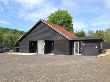 Main building with toilets, showers and reception