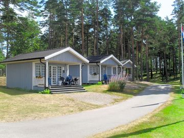 Cabins with kitchenettes and ensuites