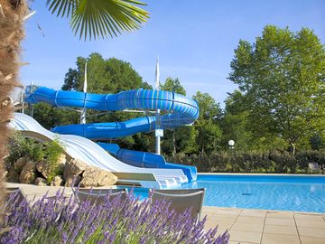 Pool complex