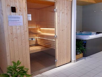 Jacuzzi and sauna