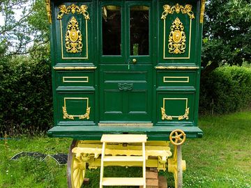 Exterior of wagon