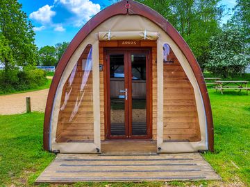Camping pod