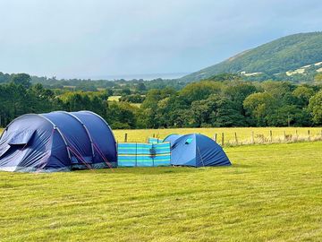 Relax in peace with plenty of space and stunning views towards the bristol channel