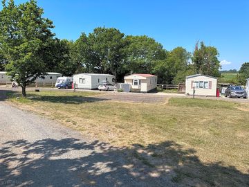 Non-electric pitches