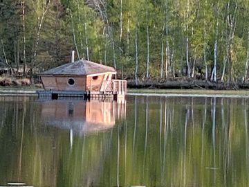 Lodge on the water