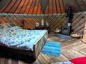 Shibui yurt interior