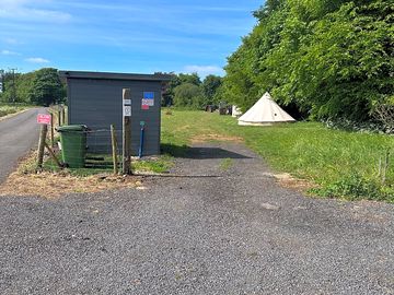 Bins and washing-up area