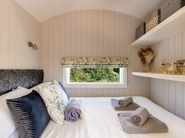 Cosy bed