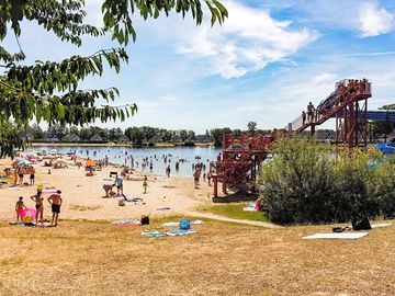 Swimming lake