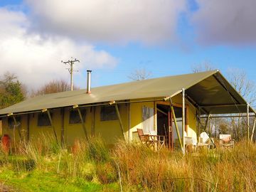 The exterior of the safari lodge