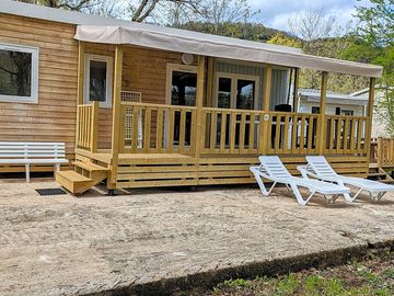 Mobile home decking