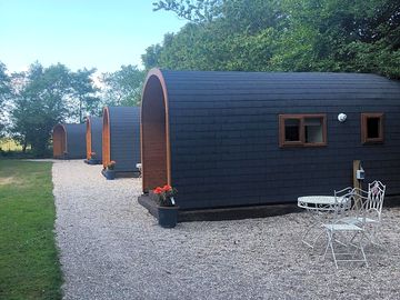 Well-spaced pods