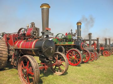 Traction engines